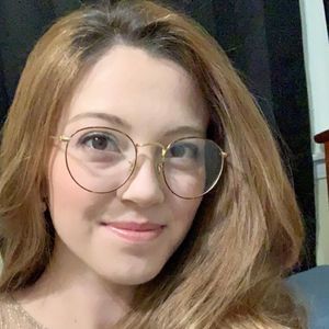 Meet your Posher, Justine